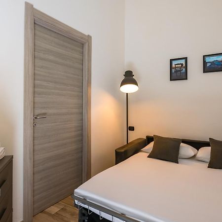 Palazzo Mormando - Modern Apartment ナポリ エクステリア 写真