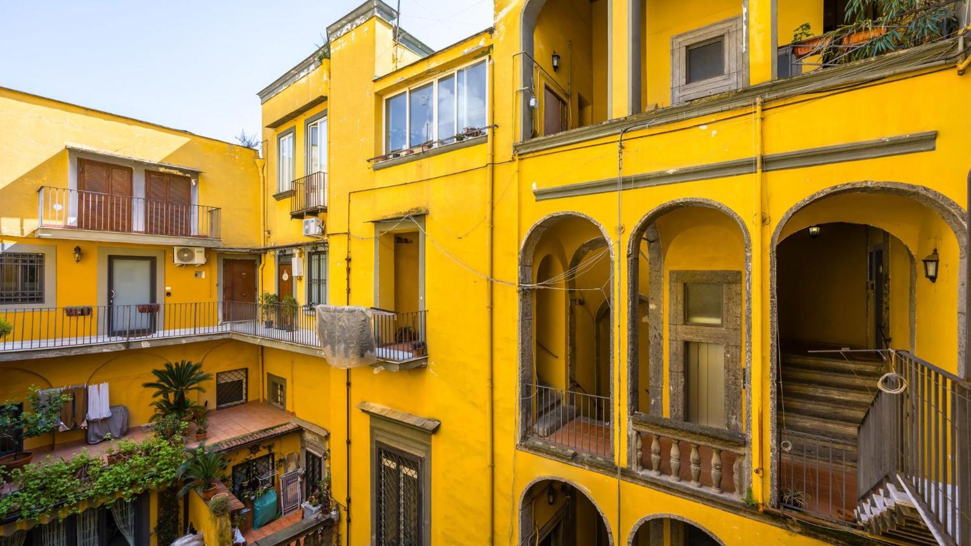 Palazzo Mormando - Modern Apartment ナポリ エクステリア 写真