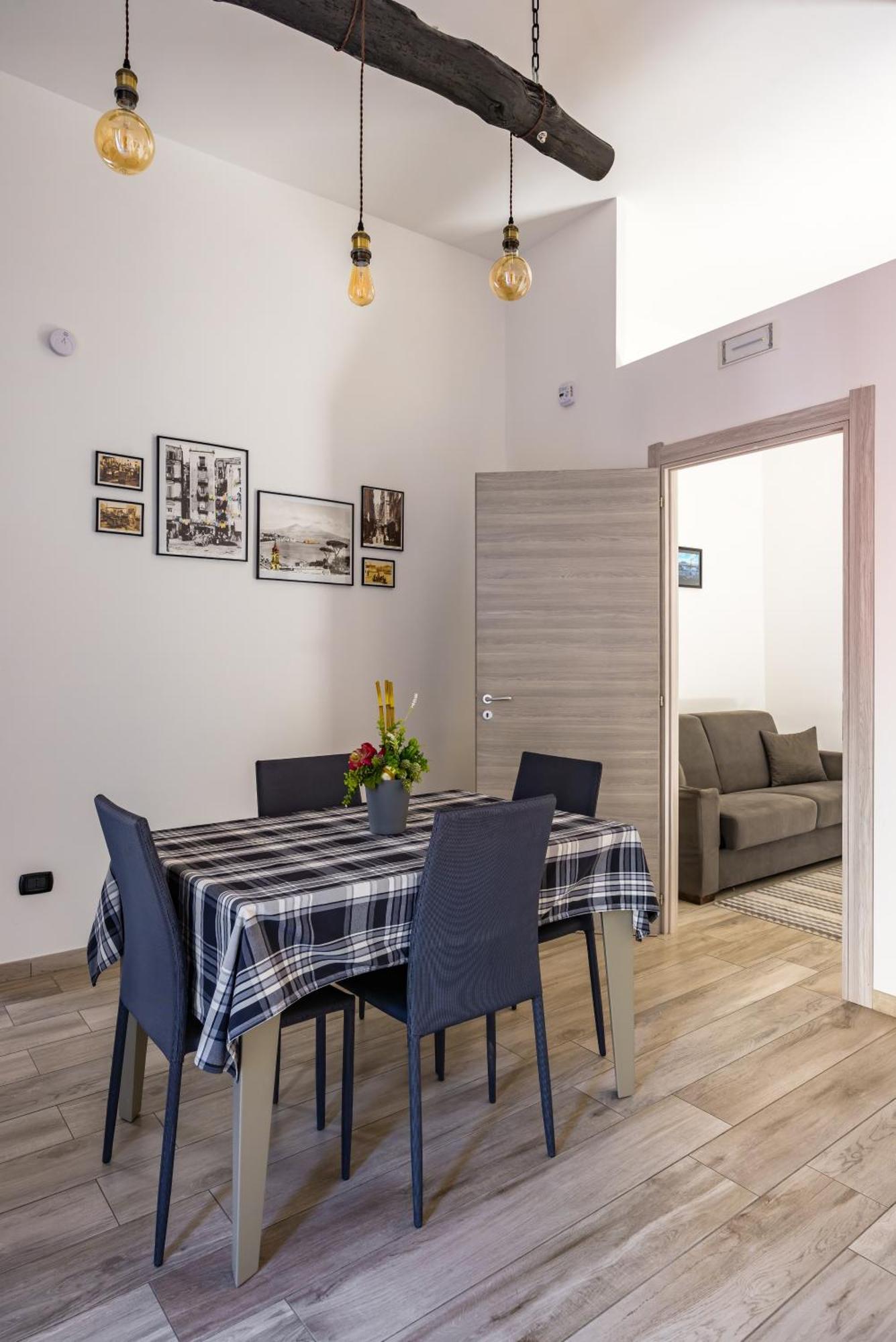 Palazzo Mormando - Modern Apartment ナポリ エクステリア 写真