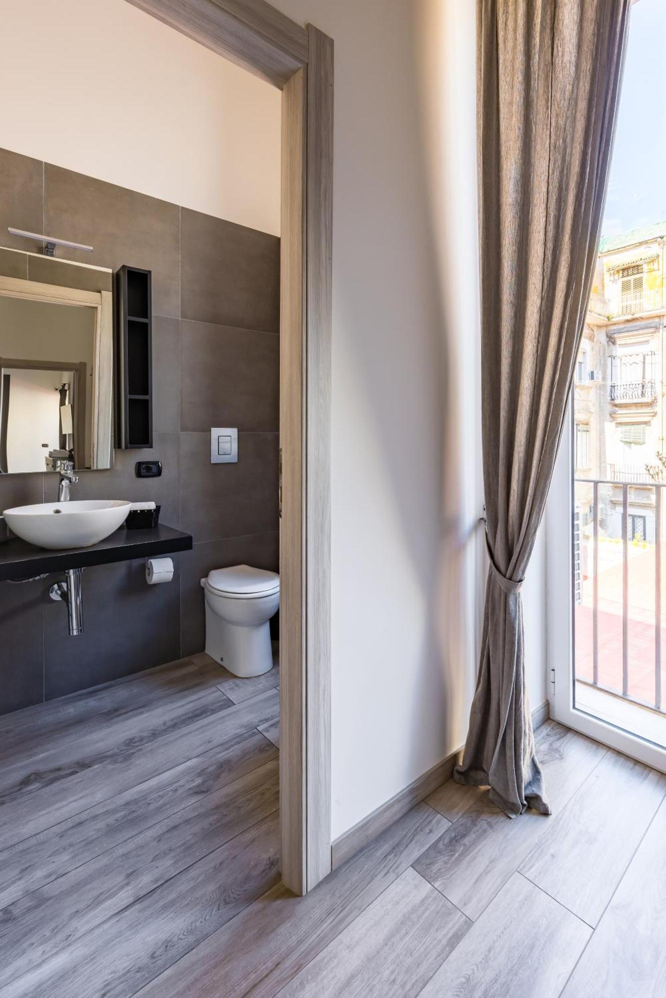 Palazzo Mormando - Modern Apartment ナポリ エクステリア 写真