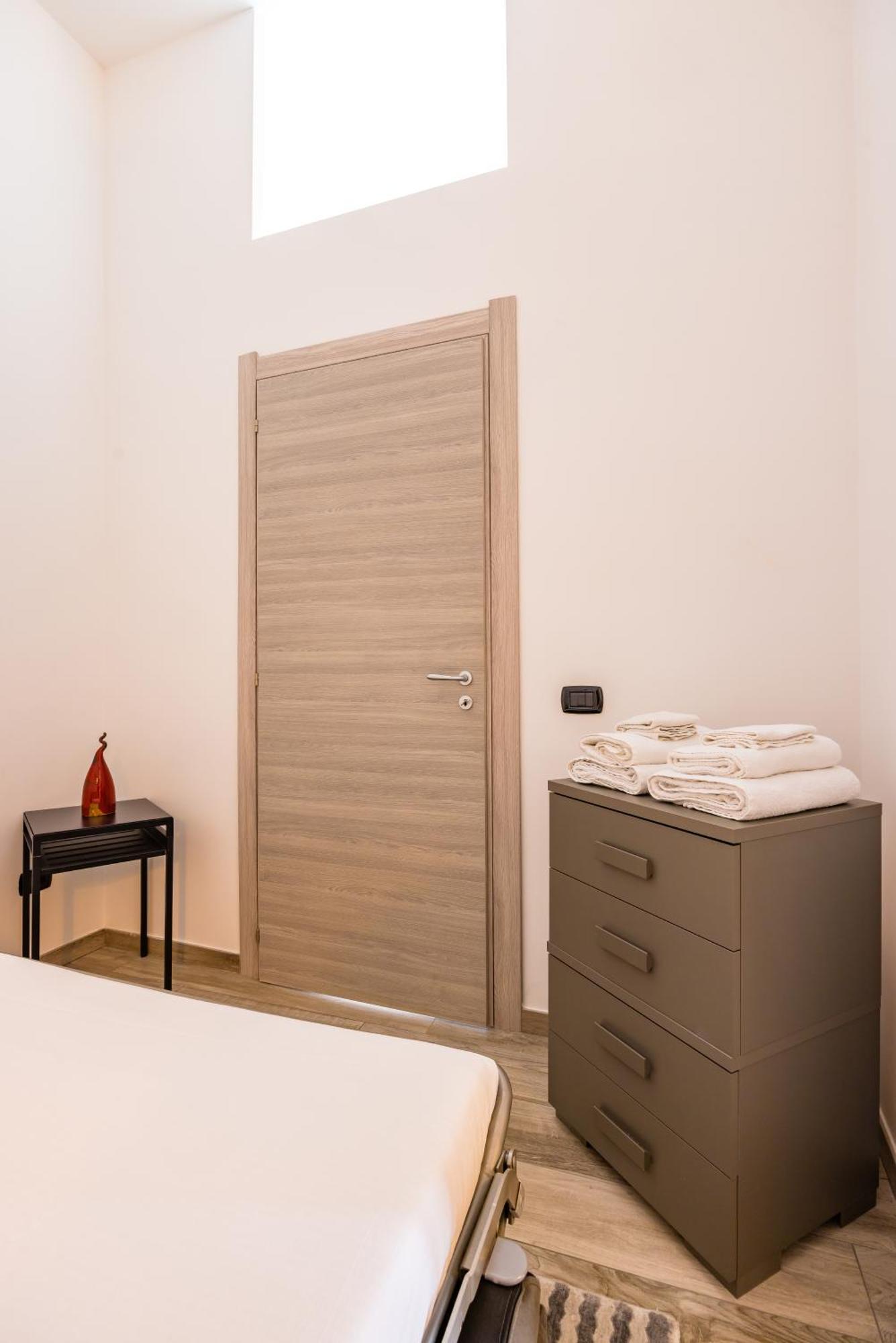 Palazzo Mormando - Modern Apartment ナポリ エクステリア 写真