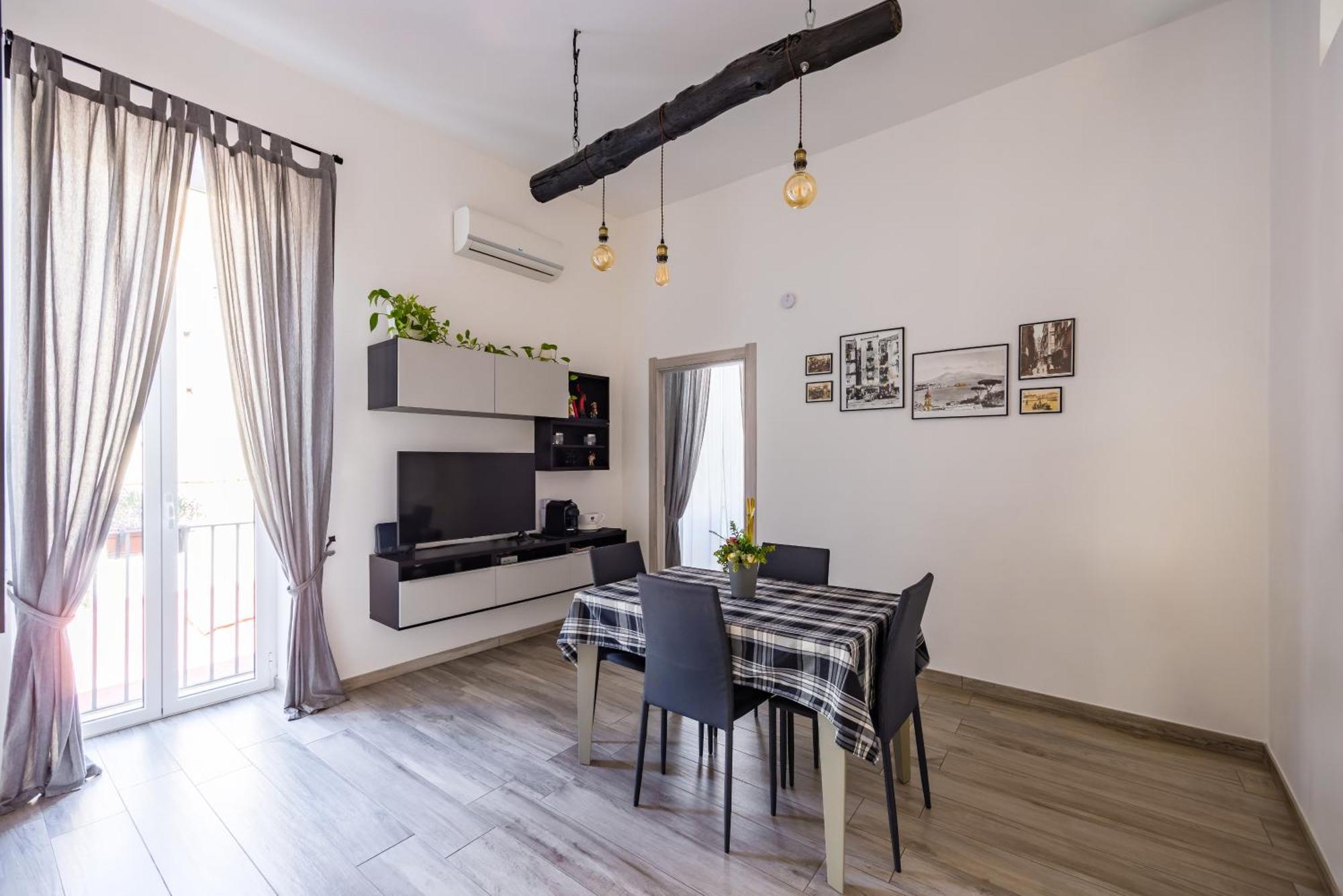 Palazzo Mormando - Modern Apartment ナポリ エクステリア 写真
